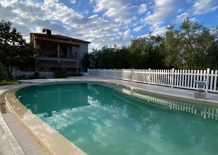 Farm stay Montefabbrello *