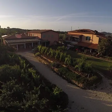 Montefabbrello Фермерский дом