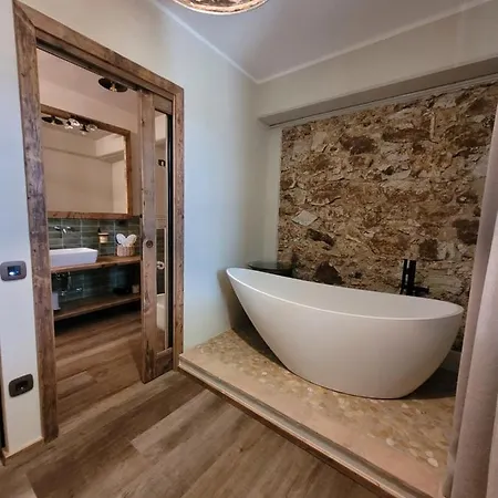 Montefabbrello Magazzini (Tuscany)