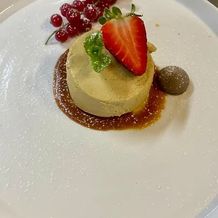 Montefabbrello Фермерский дом Magazzini (Tuscany)