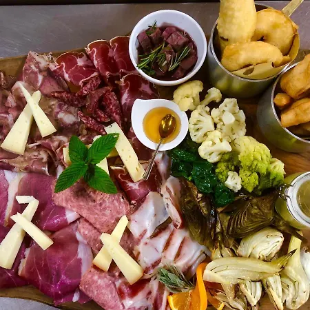 Фермерский дом Montefabbrello