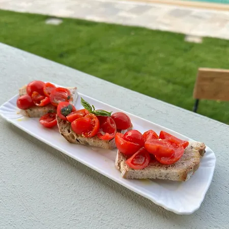 Montefabbrello * Magazzini