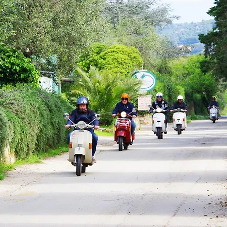 Montefabbrello Фермерский дом Magazzini (Tuscany)