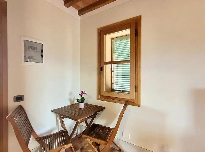 Montefabbrello בית חווה Magazzini (Tuscany)