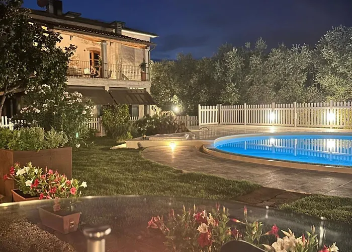 בית חווה Montefabbrello