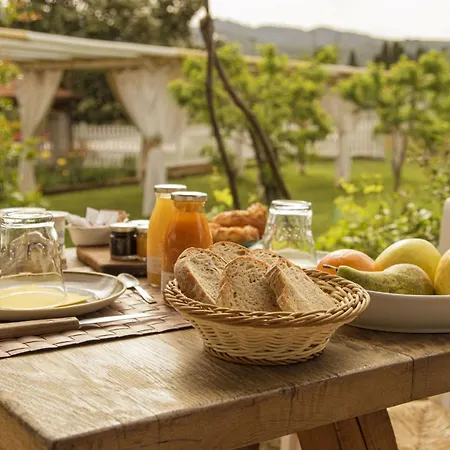 Montefabbrello * Magazzini (Tuscany)