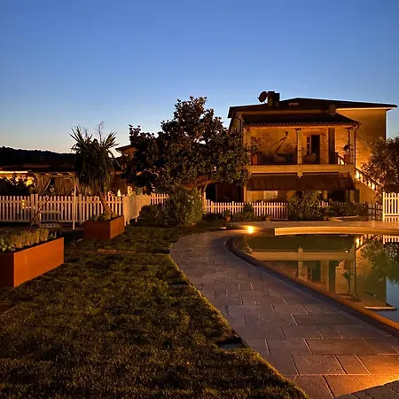 Montefabbrello * Magazzini (Tuscany)